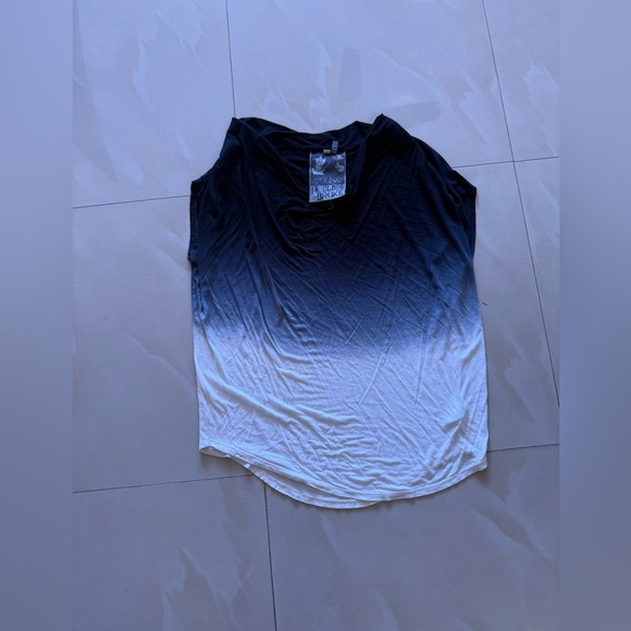 Black and White Muscle Tee with Textured Tank Top Style young fabulous & broke M - Picture 4 of 16